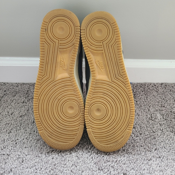 Nike Air Force 1 Dark Grey Bone Gum Bottom - Picture 11 of 13